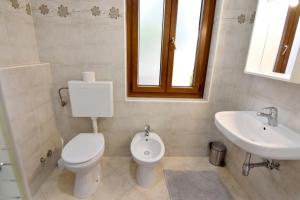 Apartments with parking space Umag - 22622