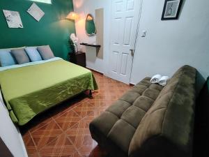 Sunshine Room Surf City El Tunco