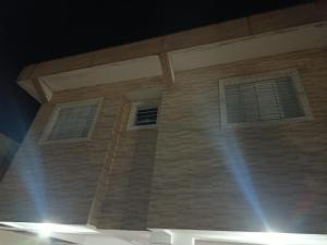 Casa prox rodoviária e 1km da praia da Pitangueiras