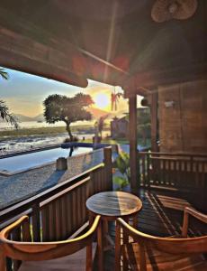 SEAVIEW Bungalow & Resto