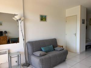 Studio cabine avec terrasse à Bormes-les-Mimosas - FR-1-251-874
