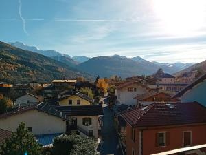 Charmant appartement avec mezzanine, parking privé et Wi-Fi à Bourg Saint Maurice - FR-1-411-1001