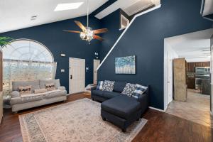 Fifa Fan Oasis: Pool, Fire Pit Near At-t Stadium By Vacation Your Way