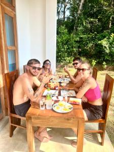 Space Hiri - Hiriketiya