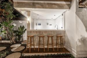 Peaceful Ubud Hideaway - New 3BR Villa with Pool and Green Views