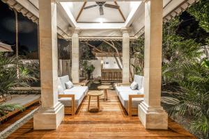 Peaceful Ubud Hideaway - New 3BR Villa with Pool and Green Views