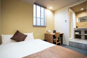 Hotel S-Presso Namba Ekimae