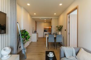 Bangtao Golf View Apartments