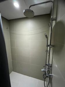 The Serenity Tower 90BB