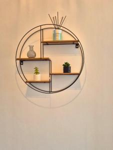 Harebell House 2Bd newly renovated near M5, M6, J9, and J7