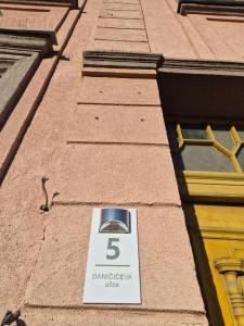 Centar Novi Sad Studio No2 PARKING ON REQUEST