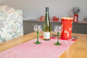 Alsace Moderne - T2 60 m2, terrasse, fibre & Netflix - Niederbronn-les-Bains