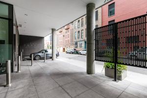 West Loop 2BR w wd gym lounge nr L CHI-781