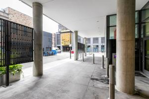 West Loop 2BR w wd gym lounge nr L CHI-781