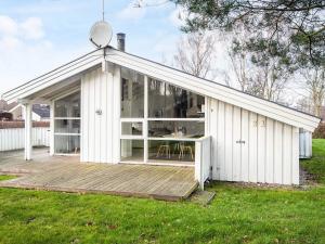 8 person holiday home in Nordborg-By Traum
