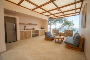 Bohemian Beachfront Apartments