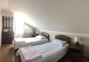 Mari Guest House