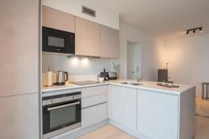 New flat for 4 with tremendous sea views