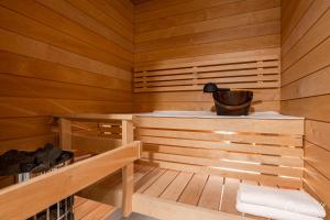 New apartment with sauna, lake and beach