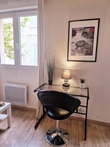 Charmant appart central avec Terrasse & Clim