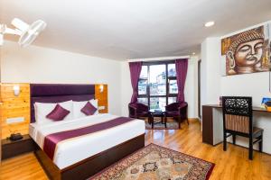 Sumitel Hotel 500 meters from Mall Road