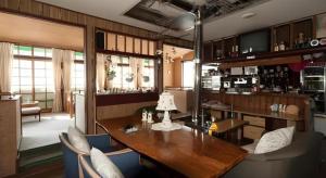 Country Inn Canadian House