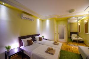 Apartment Sweet House Politika