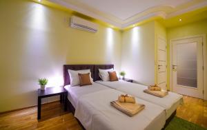 Apartment Sweet House Politika