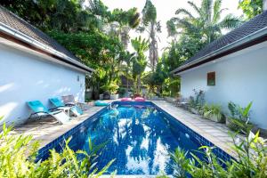 Pool Villas by Honey - Luxury Family Resort-8 km from Beach & Nightlife