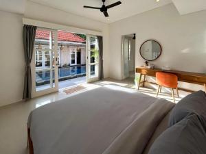 Hosih Terace in Sanur Villa - 3 BR Villa Beachside Sanur