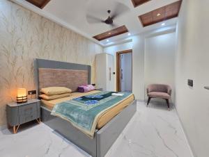 Homlee-Gokul 4BHK Flat-Lift-Parking-Max vaishali-Terrace