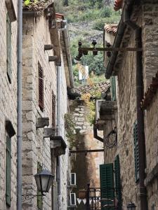 Yacht Hotel Kotor Marina