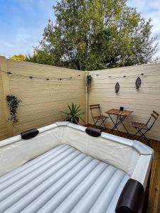 Golden Paradise - Paris 25min