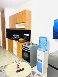 Luxury superior studio Roysambu 2 min walk to trm mall