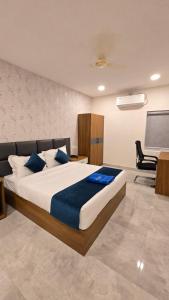 Elite Hotel Karimnagar