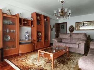 Piso Amplio y Céntrico en Mugardos