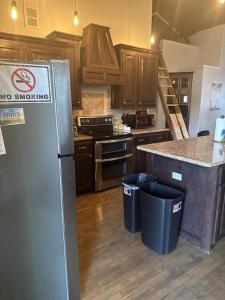 Amazing Loft Rental with Incredible Amenities for a Fun-Filled Family Getaway near Tenkiller Ferry Lake in Oklahoma