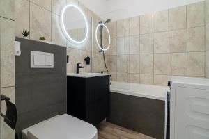 Stylish Studio near Parliament Palace & Cathedral - by Happy Guest