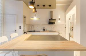 Superbe Loft - Suite parentale baignoire - Tram Metro - 10min Gare PartDieu - Idéal Famille & Amis