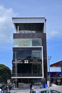 A R Signature Inn