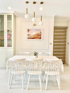 Licity Cosy Apartment near Old Quarter Hanoi 100m2