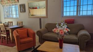 Dalebrook Sea-Facing Apartment in Kalk Bay