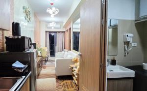 Luxe Vintage with Best View MallofAsia Airport