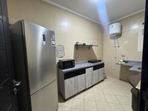 Zayed Elite Retreat pool, garden & breeze