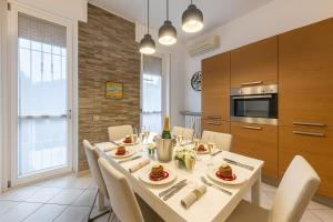 SanSiro75 large three-rooms apartment