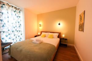 LHermitage lake view