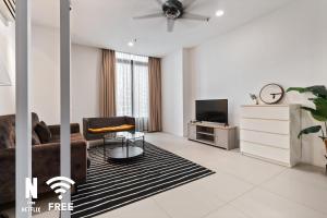Arcoris Mont Kiara 3 min to 163mall 2 Bed