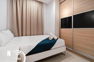 Arcoris Mont Kiara 3 min to 163mall 2 Bed