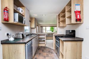 3 Bedroom Caravan - Seton Sands