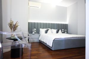 Lunarist Luxury Jacuzzi Suites in Blloku Tirana